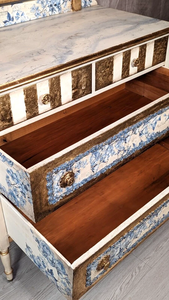 French Country Antique Oak Dresser Mirror Refurbished by MANIACAL METHODS STUDIO - Image 4 of 4