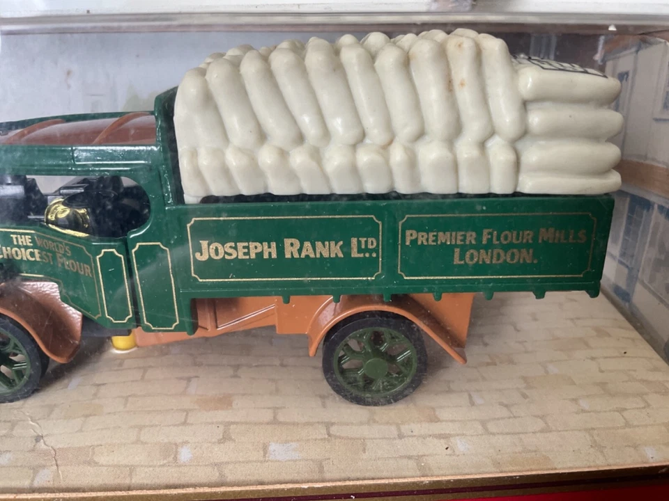 Matchbox Models Of Yesteryear 1990 Y27 JOSEPH RANK 1922 FODEN STEAM WAGON - Image 3 of 4