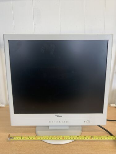 16” PC monitor Domagstr 28 Fujitsu Siemens - Picture 1 of 16