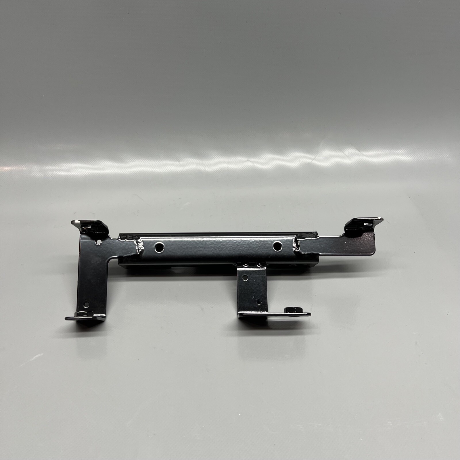 LAMBORGHINI AVENTADOR ENGINE OIL COOLER RETAINER BRACKET 2012 13 2014 470115633A