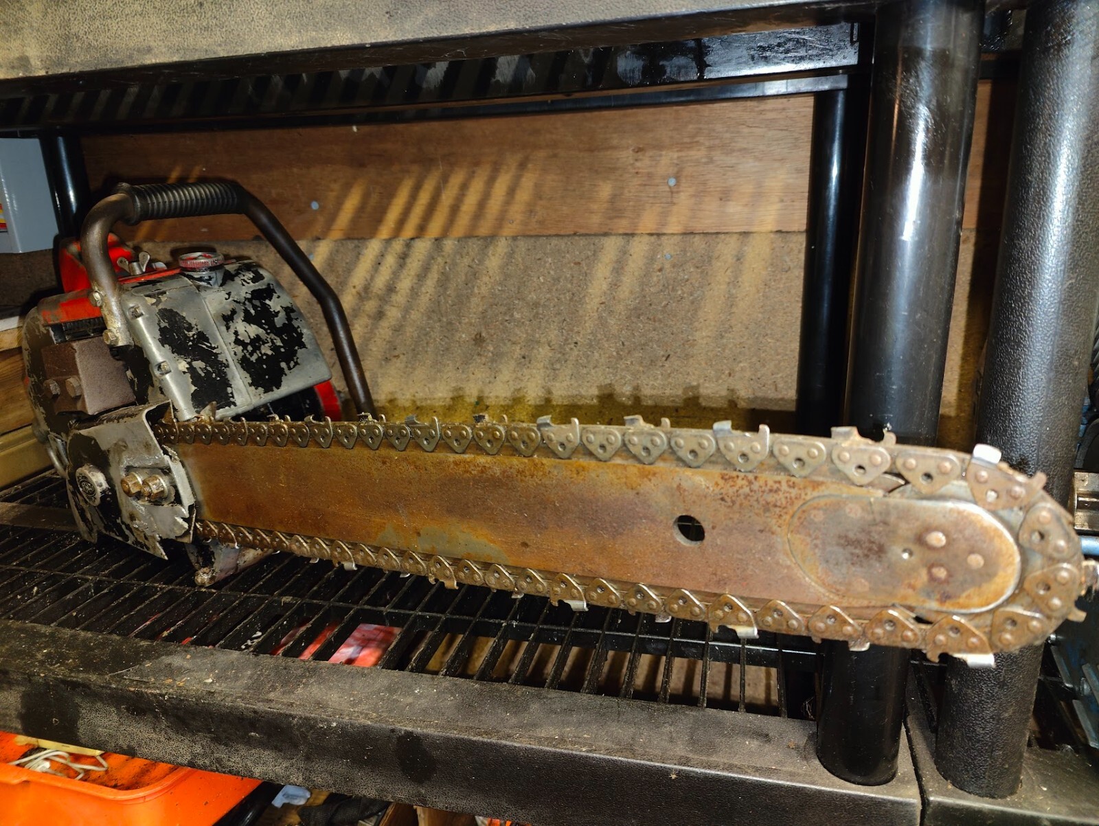 JoBu D94 Tiger Vintage Professional Chainsaw from Norway. Untouched