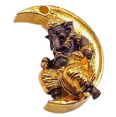 Ganesha Amulet Moon Seat Thai Sacred Hindu Amulet Blessed by Luang Pu Thong Wan