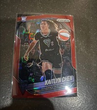 2025 Panini Prizm WNBA #100 Kaitlyn Chen Red Pandora Prizm SP Rookie RC 50/199