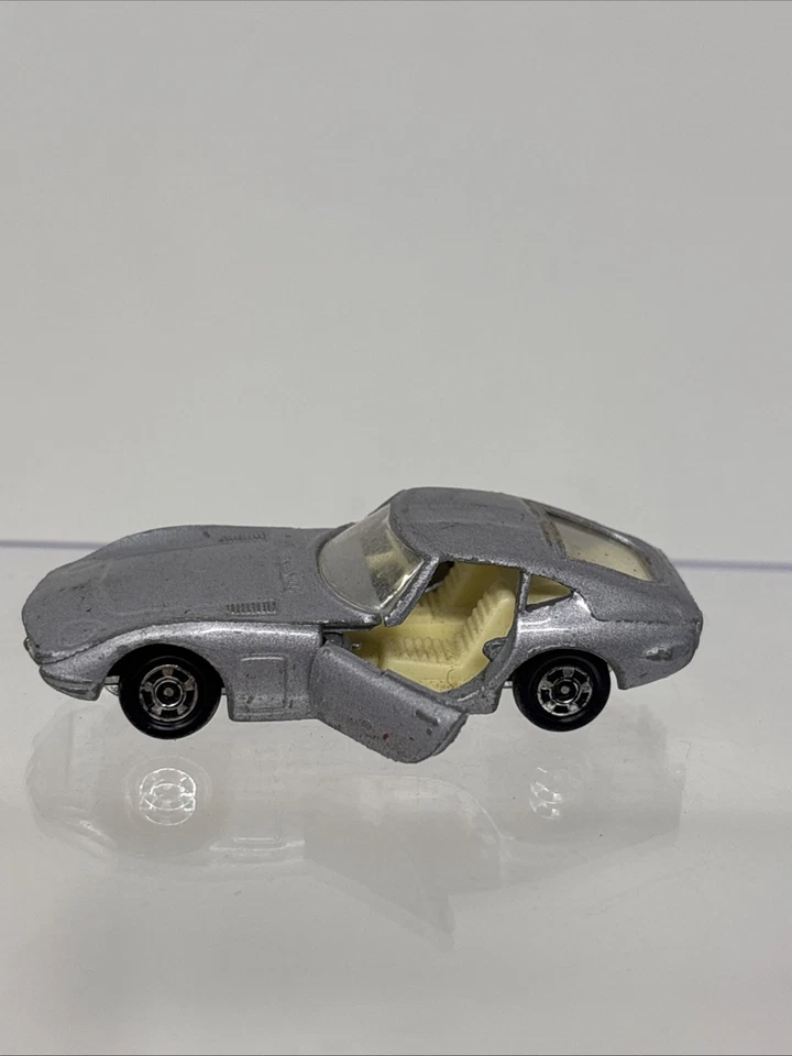 Toyota 2000-GT Silver Grey No 5 TOMICA TOMY 1:60 Diecast Japan 1974 1:64 - Image 3 of 4