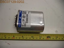 QTY = 23: Genteq 27L841RC, B10000AFC, VC20033EBTR, 50/60Hz, 300VAC, 20uf