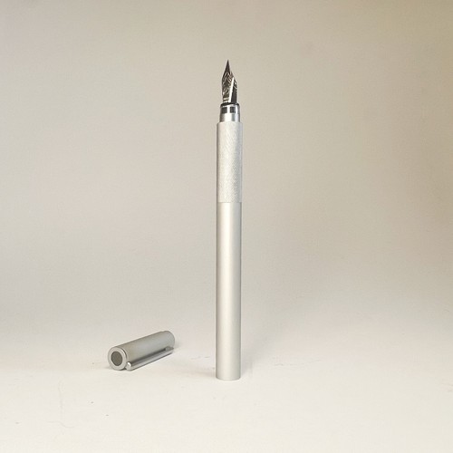 MUJI Fountain Pen / Füllhalter aus Alumium - Iridium Feder