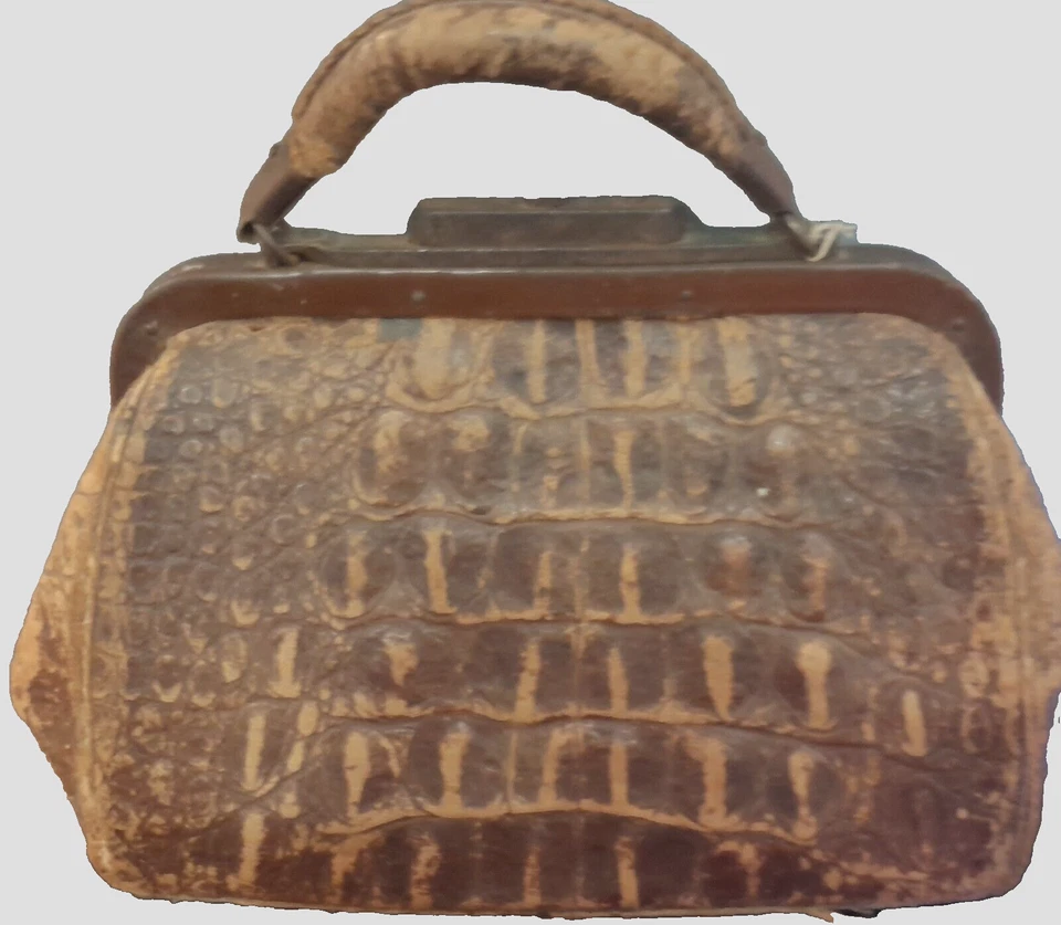 Bolsa vintage pele de jacaré por volta de 1949 11x9x5 possivelmente bolsa médica - Imagem 3 de 4