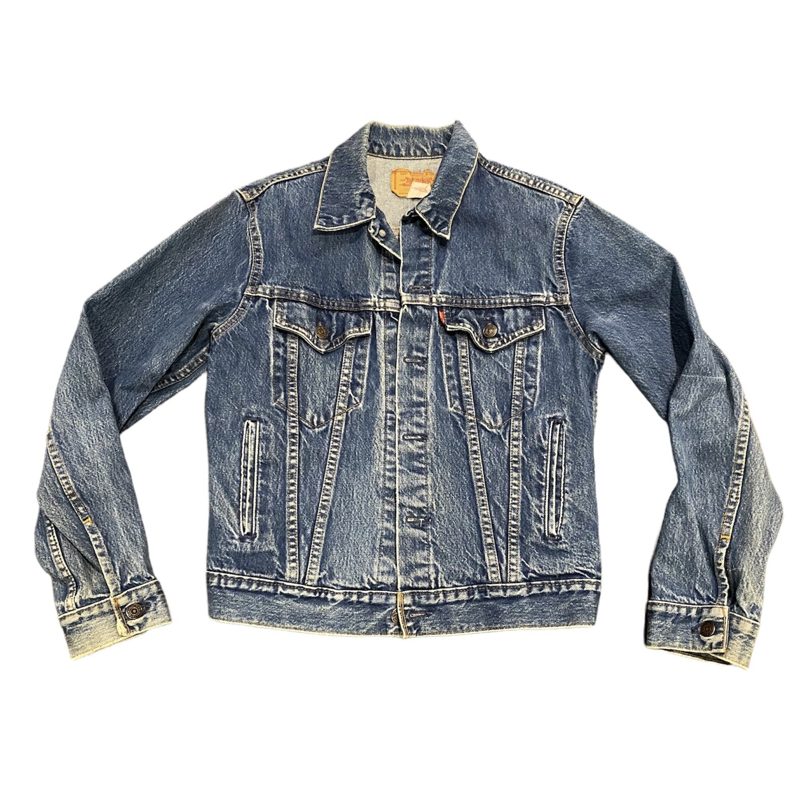 Descubrir 80+ imagen levi's jean jacket women's canada Thptnganamst