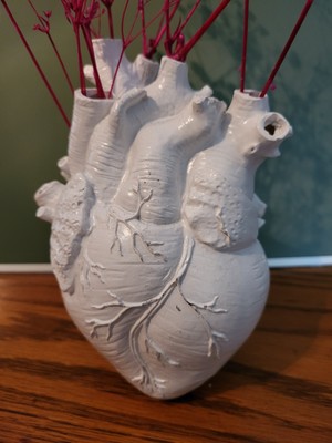 Beating Human Heart Vase *White Seletti inspired