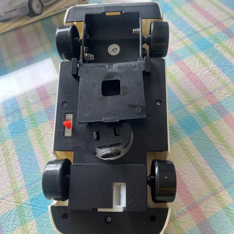 Vintage Rare Porsche 959 Macho Mach Twin Turbo 9” Police Car. Comes With Box! - Image 4 of 4