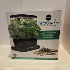 Miracle-Gro AeroGarden Smart Countertop Garden LED Hydroponic Garden Kit Indoor