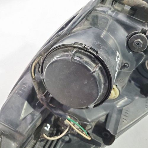 2006 2007 Subaru Tribeca OEM Right Headlight Cloudy - Picture 8 of 13