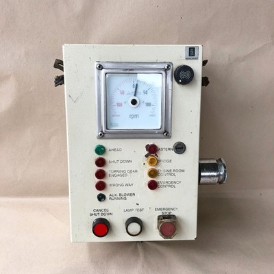 KONGSBERG MARINE ENGINE CONTROL PANEL / RPM INDICATOR STATION DEIF DQ96-C