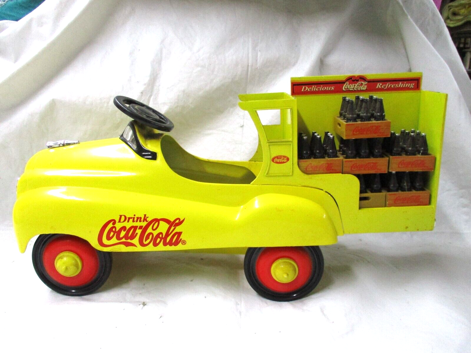 Coca-Cola 1996 Die Cast Pedal Delivery Truck Vehicle Car Limited Edition