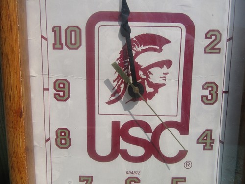 Vintage 70's 80's World Clock University Of Southern California USC Wall Clock - Picture 3 of 8