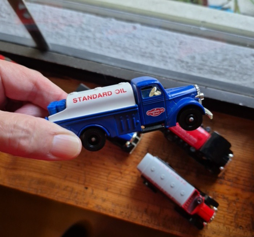5 Vintage CHEVRON Standard Oil Diecast Truck Collection Atlas Tires Zerolene - Picture 2 of 16