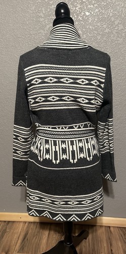 Love stitch Heavyweight Belted Cardigan Sweater Small Southwest Beth Yellowstone - Picture 4 of 16