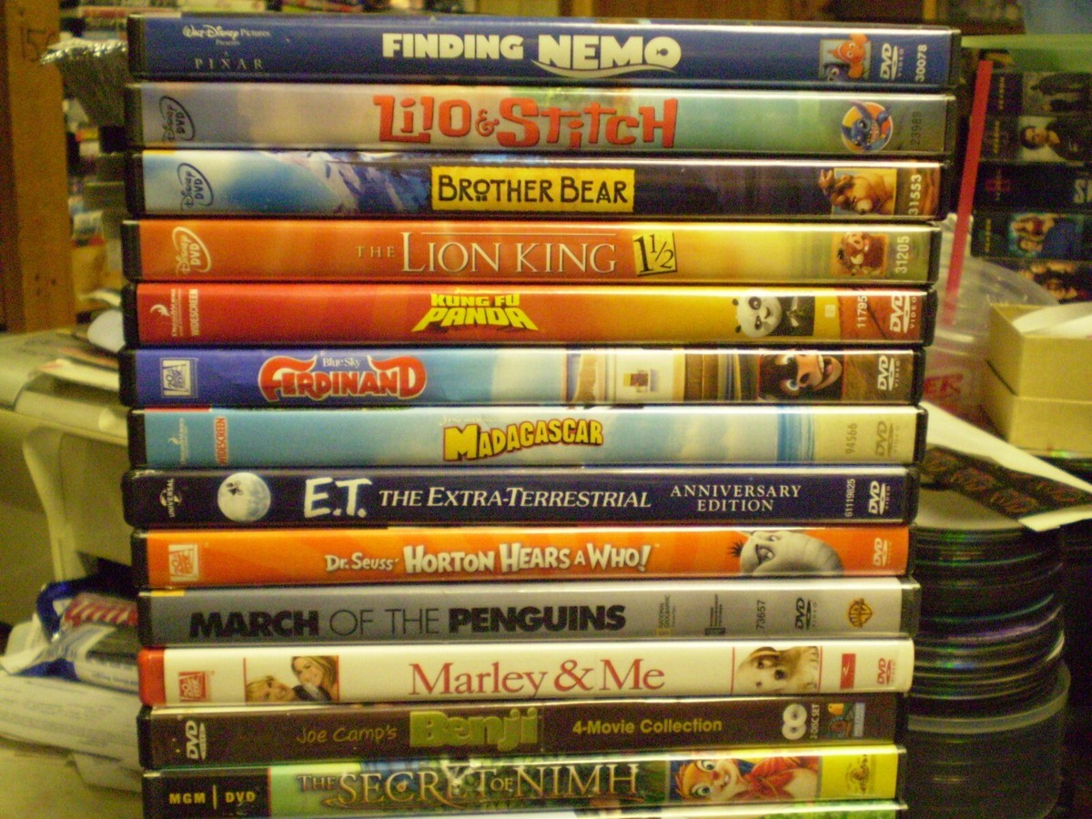 31) Children's Animal DVD Lot: (4) Disney Lilo & Stitch Nemo