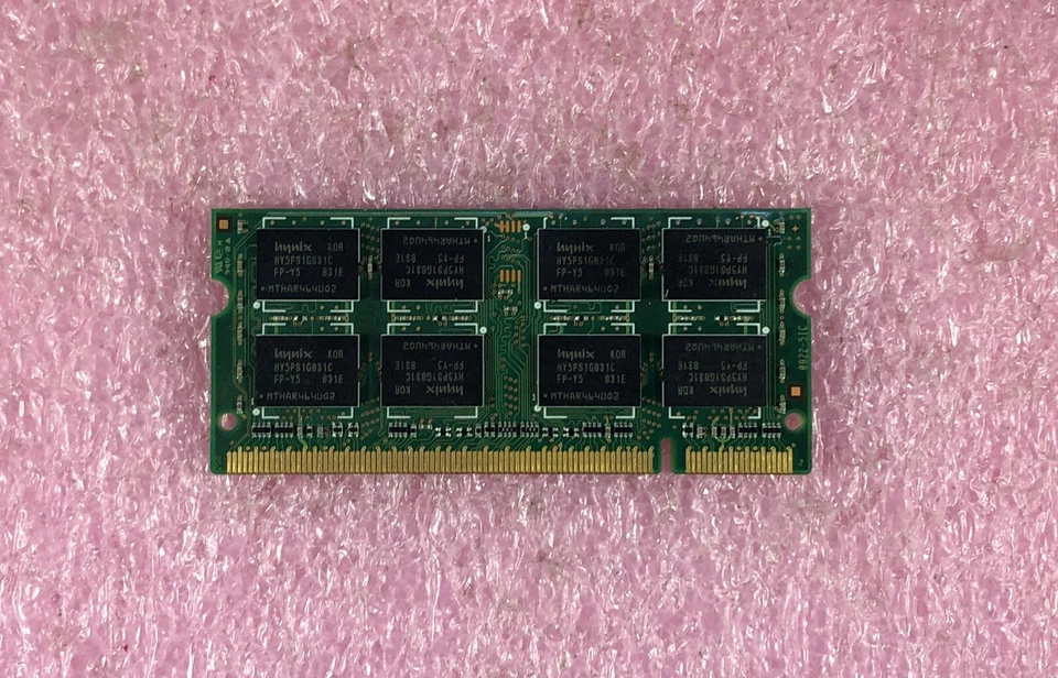 2GB HYNIX DDR2-667 PC2-5300S NON-ECC SODIMM MEMORY RAM - HYMP125S64CP8-Y5 - Image 2 of 2