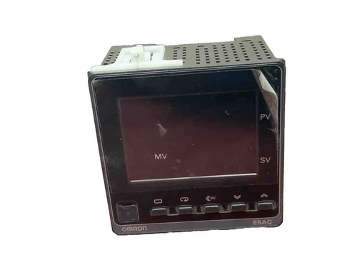 OMRON E5AC-CX4A5M-014 Digital Temperature Controller. GoldenFab