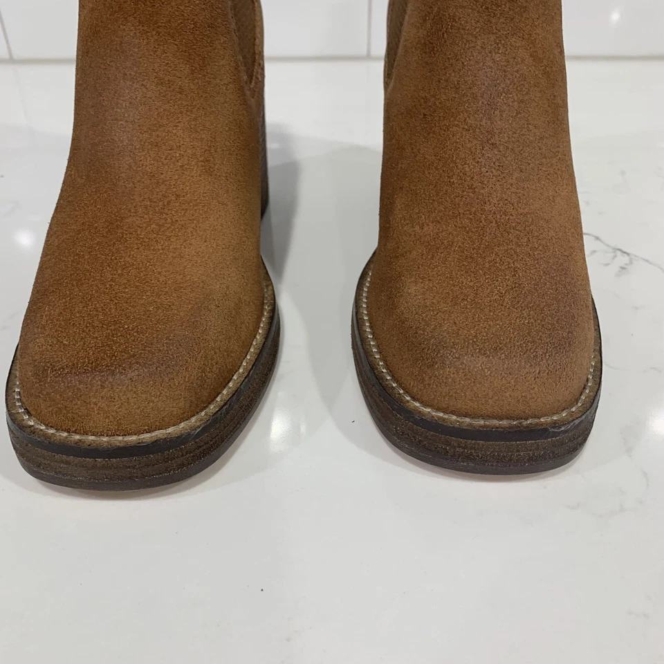 Diba | Bota Ser Eta Couro Camurça Marrom Salto Empilhado NOVA Puxada- Tamanho 6 - Imagem 3 de 4