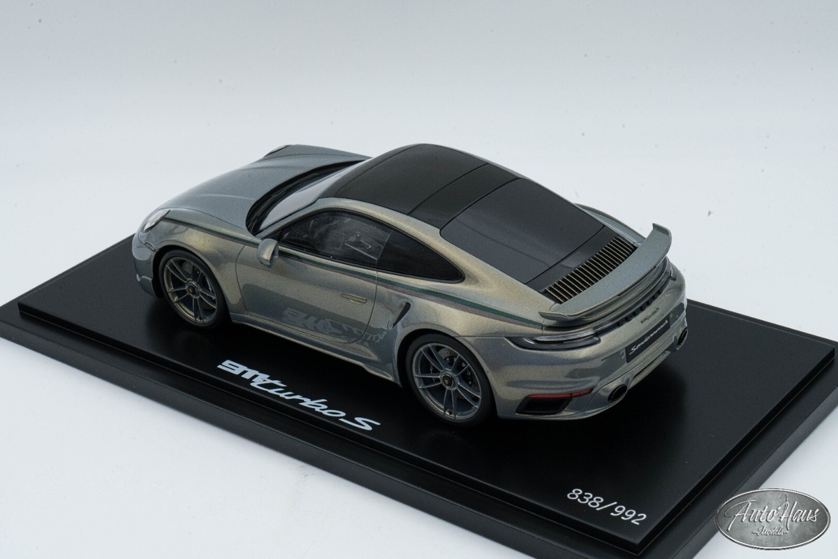 1/18 Spark Porsche 911 (992)Turbo S Urban Bamboo 🤝ALSO OPEN