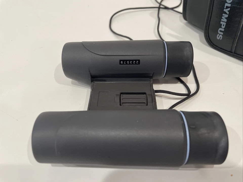 Olympus 8X22 RC II Binoculars Weatherproof Field 7.8 - Image 3 of 4