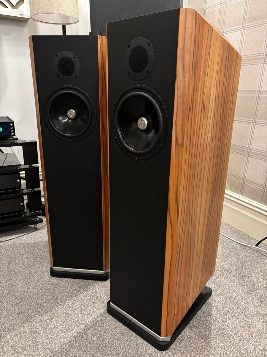 Kudos Titan 707 Tineo UK