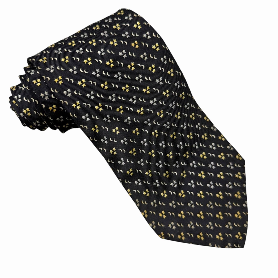 Salvatore Ferragamo Hombres Corbata Luna y Estrellas Negro Seda 3 7/8" (W) x 61.25" (L) Usada en Excelente Condición Foto 2 de 4