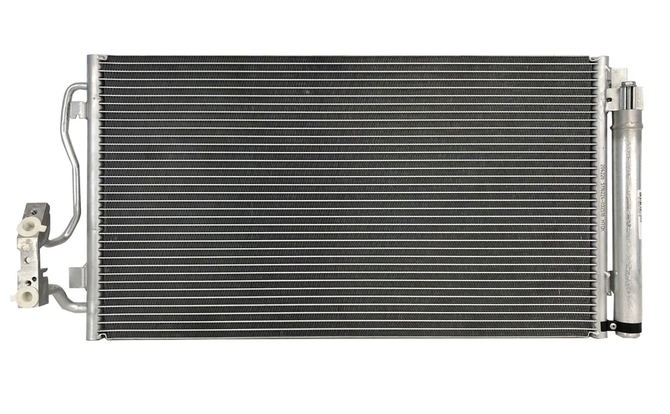 Nuevo condensador de aire acondicionado para BMW 328i 320i 2013-2016 2,0 L 3,0 L Foto 2 de 4