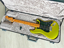 Fender American Ultra II Stratocaster Maple Solar Flare WIE NEU