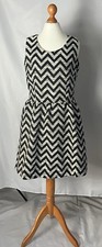 Nur noch bis 11.06Kleid Zickzack Schwarz-Wei�...