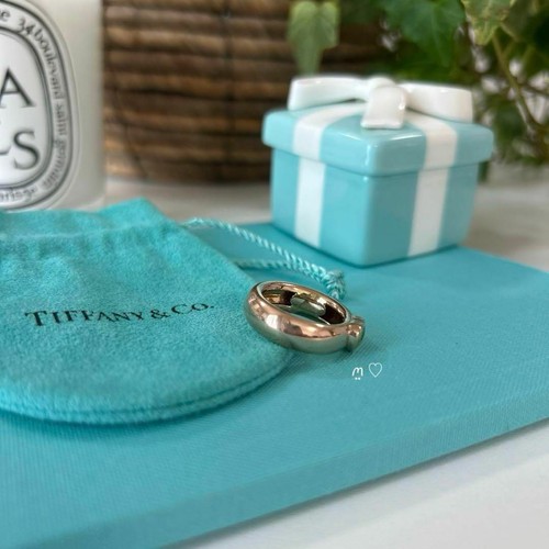 Tiffany & Co. Peridot Friendship 18k Rose Gold Heart Ring US5 - Picture 5 of 10