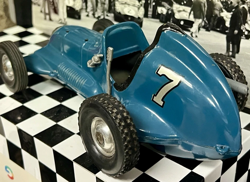 VINTAGE 195O's McCOY CHAMPION THIMBLE DROME PUSHER TETHER CAR ORIGINAL! - Image 3 of 4