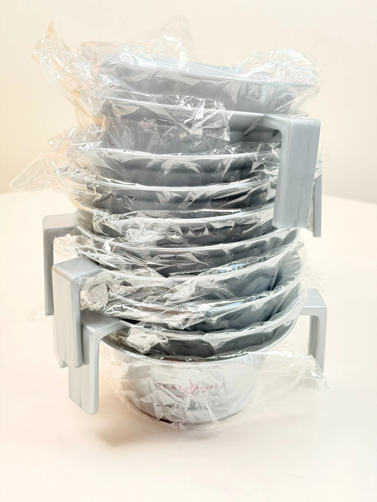 10 X Neal & Wolf Hair Dye Mixing Bowls Stackable Colouring Salon Plastic NEW
