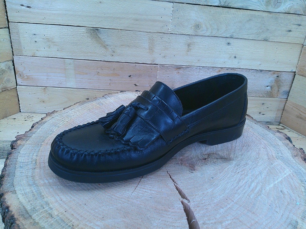 Giorgio Brutini Mens 9 Black Leather Kiltie Tassel Loafer 