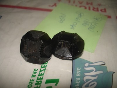 Skilsaw 1616 gas and oil caps  used oem  chainsaw part bin 361