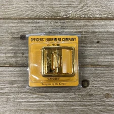 Officer's Equipment Company 4-76 Trouser Buckle Sealed. Military 