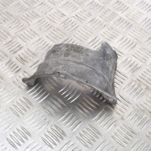 AUDI A4 B8 Vordere rechte Antriebswellenschutzplatte 8K0407720 2015