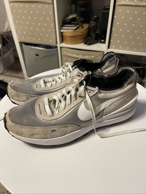 Nike Herren Waffle One Turnschuhe DA7995-100 Grau Freizeitschuhe Turnschuhe. Größe UK 10.