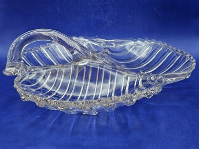 Große Vintage dreiteilige Klarglas Servier-/Relishschale in Blattform 26 cm