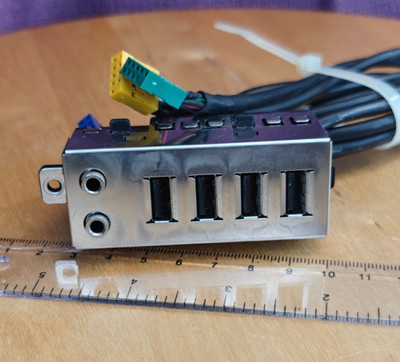 Genuine HP Elite 8300 I/O USB Audio Panel 628565-001 Complete With Wires