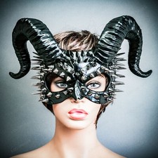 Glossy Black Spikes Demon Devil Twisted Horns Halloween Masquerade Party Mask