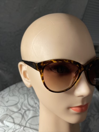 $42 NEW Nine West Womens brown tortoise shell Sunglasses cat eye trendy stylish - Picture 4 of 11
