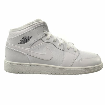 boys grade school jordan 1