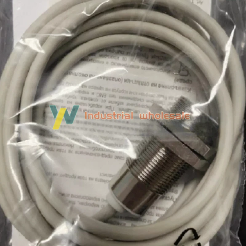1PCS Brand new Baumer MDRM 18U9524 Magnetic Angle Sensor MDRM18U9524 - Image 2 of 2