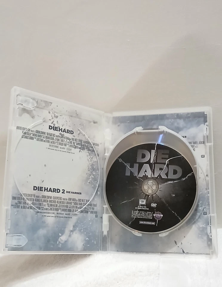 Bruce Willis Die Hard 4-Movie Film Collection DVD Set - Image 3 of 4