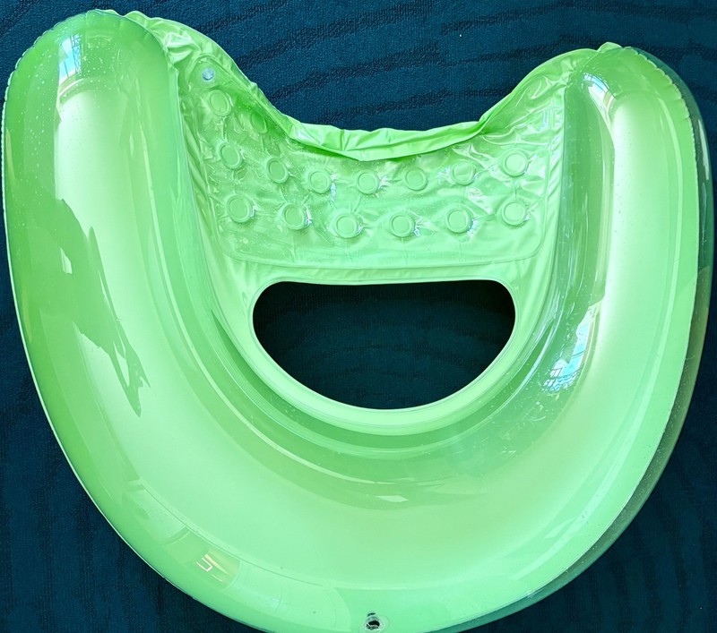 Pool Sit 'N Float 60x39in. Inflatable Lounge Used No Pump