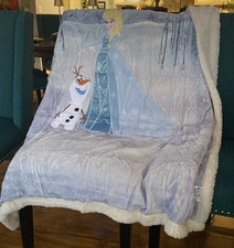Kids Disney Frozen Sherpa 50 x 60 inches, Super Soft Cozy Plush Blanket
