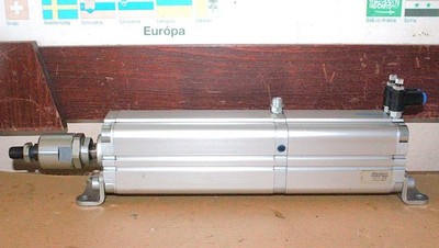 Festo  ADVUP-63-A-P-A-100Z1-160Z2 197279 Multi- Position Cylinder ( 7181)